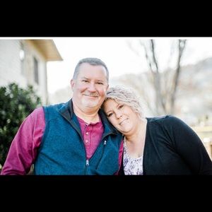 Meet your Posher, Deena